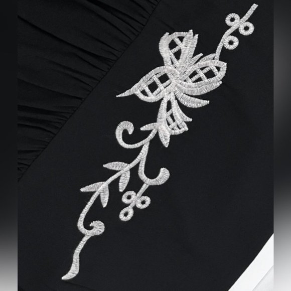 Boho Floral Embroidery Square Neck Ruffle Hem Dress - Picture 5 of 8